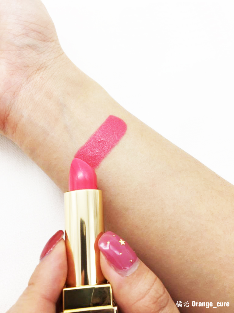 错过就没有了！2017圣诞节值得疯抢的10款圣诞限定唇膏