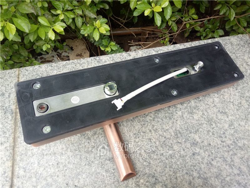 智能门锁拆解步骤,智能门锁拆解图解