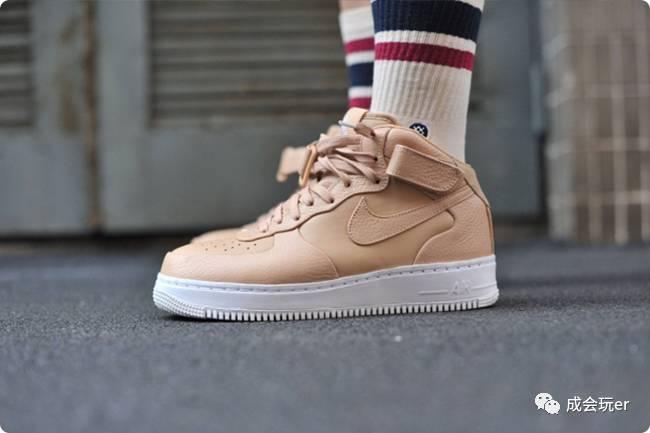 姑娘求你们了，圣诞节别再送钱包领带黑皮带了