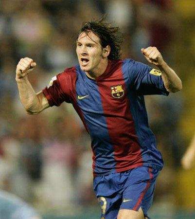 梅西纪录片完整版童年,梅西童年和c罗童年