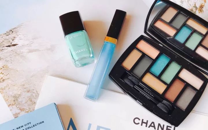 2018chanel鏂板搧缇庡鑵孩,2020鎶栭煶鐖嗘缇庡