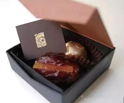 迪拜土豪来旅游比心,去迪拜旅行的土豪