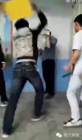社会学生群殴打架真实事件,今日说法学生群殴打架真实事件