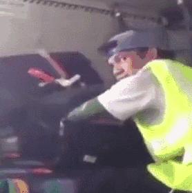 留学生回国寄包裹被扣,留学生回国包包