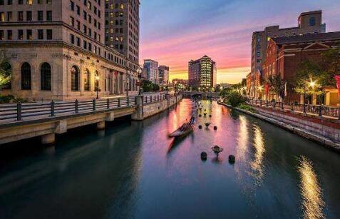 尚友TOP50名校申请详解-第7期-如何申请老牌藤校布朗大学?