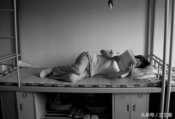 如何分辨吸毒和不吸毒的区别,如何判断吸毒的人和不吸毒的人