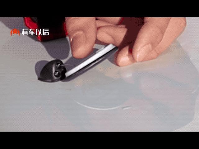 汽车雨刮水喷歪,雨刮一直是歪着是什么原因