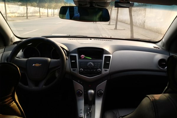 雪佛兰科鲁兹掀背款,雪佛兰科鲁兹跑车好看