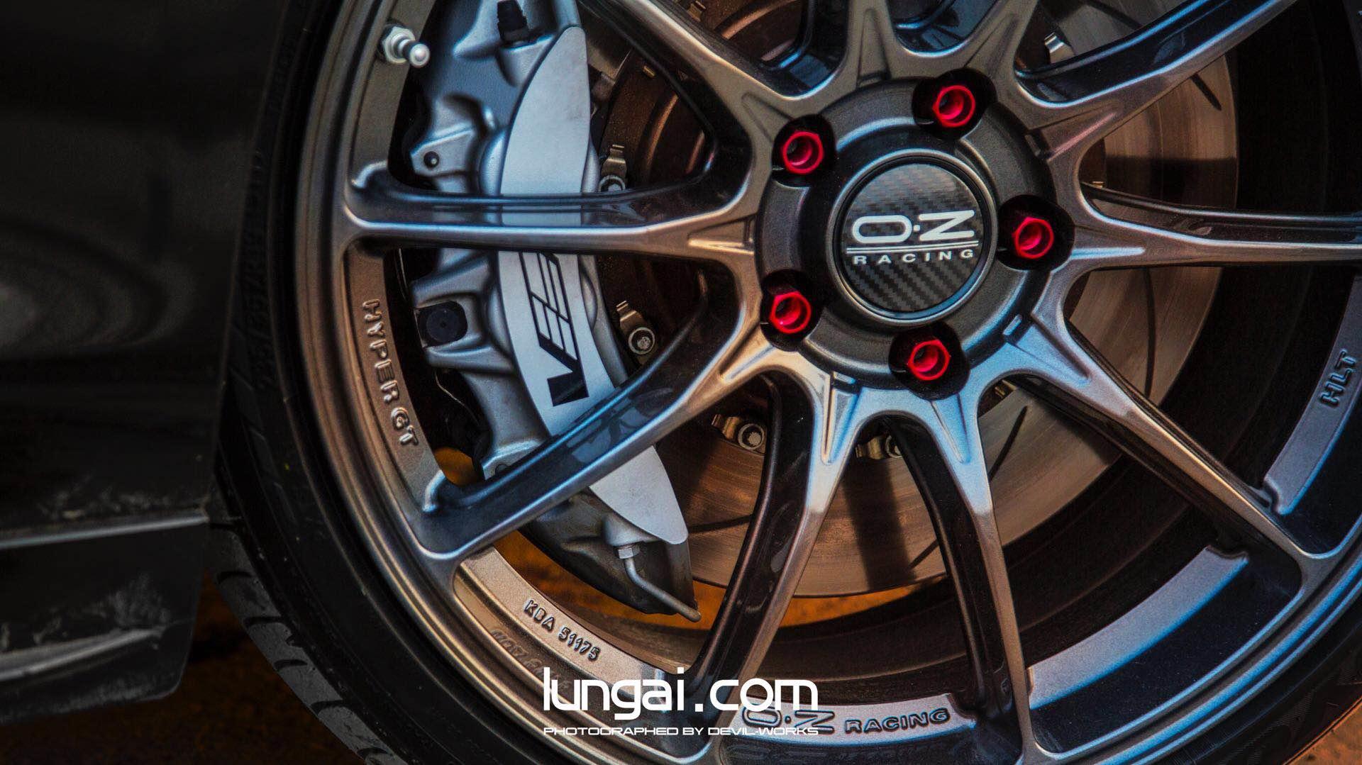 因为够执着大牌不缺席——意大利OZ推出ATS专用HYPERGTHLT轮毂