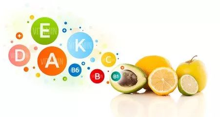 听说“感冒”这个“小婊砸”和“维生素c”的感情不错……