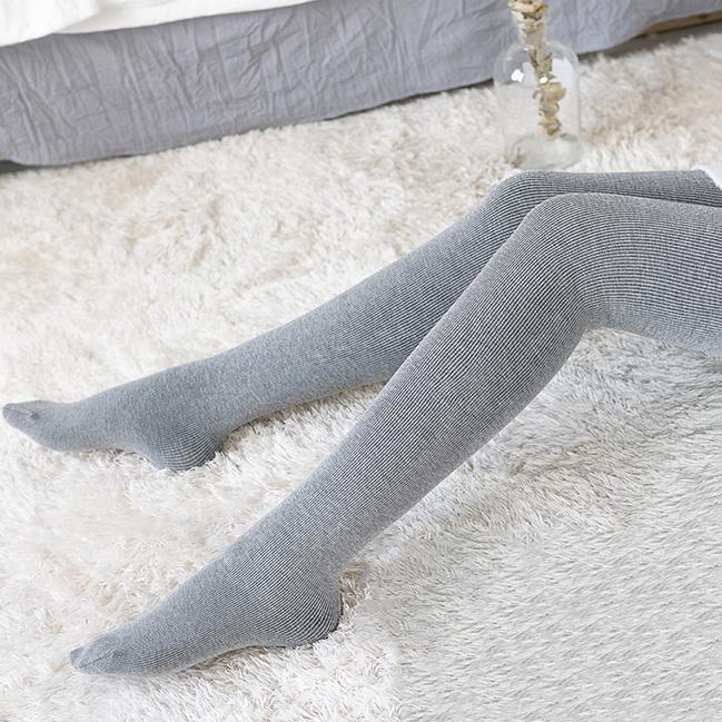 化身乡村杀马特？彩色裤袜翻身来洗白