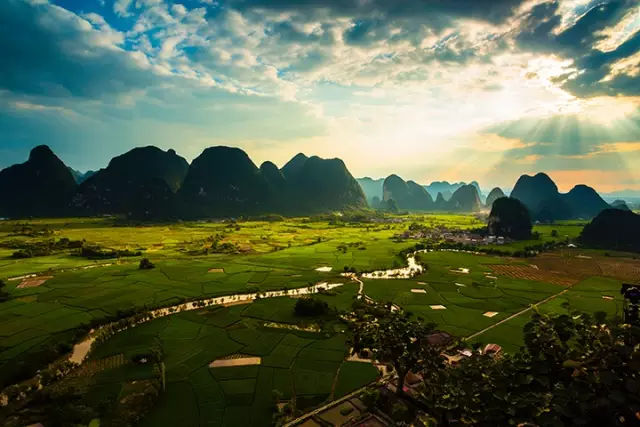 哪个地方可以玩星球大战,星球大战旅游地点大全