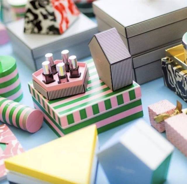 圣诞送口红好吗,圣诞送礼不如送美丽健康