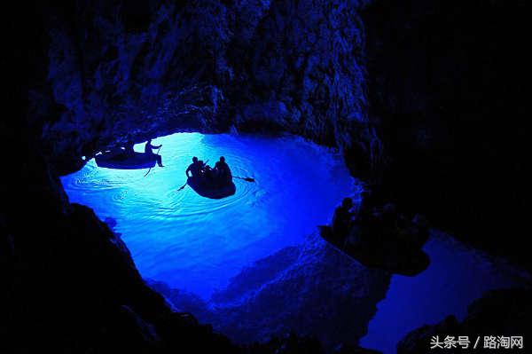 白本护照推荐去哪,白本护照旅游去哪个国家比较好