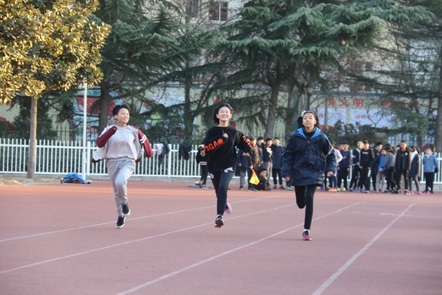 阳光体育快乐童年,阳光体育活力校园