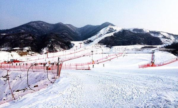 国内最刺激的滑雪场,西安周边滑雪场推荐