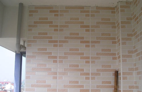 保温墙贴瓷砖要铲掉吗,保温墙怎样贴瓷砖不空鼓