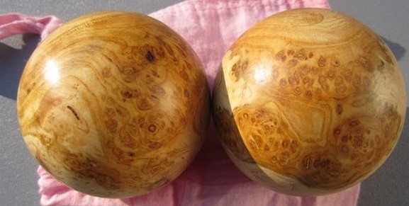 木质佛珠手串,佛珠手串用什么木质最好