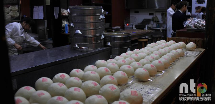 穿越百年的街市南塘老街,千年古街华丽蝶变