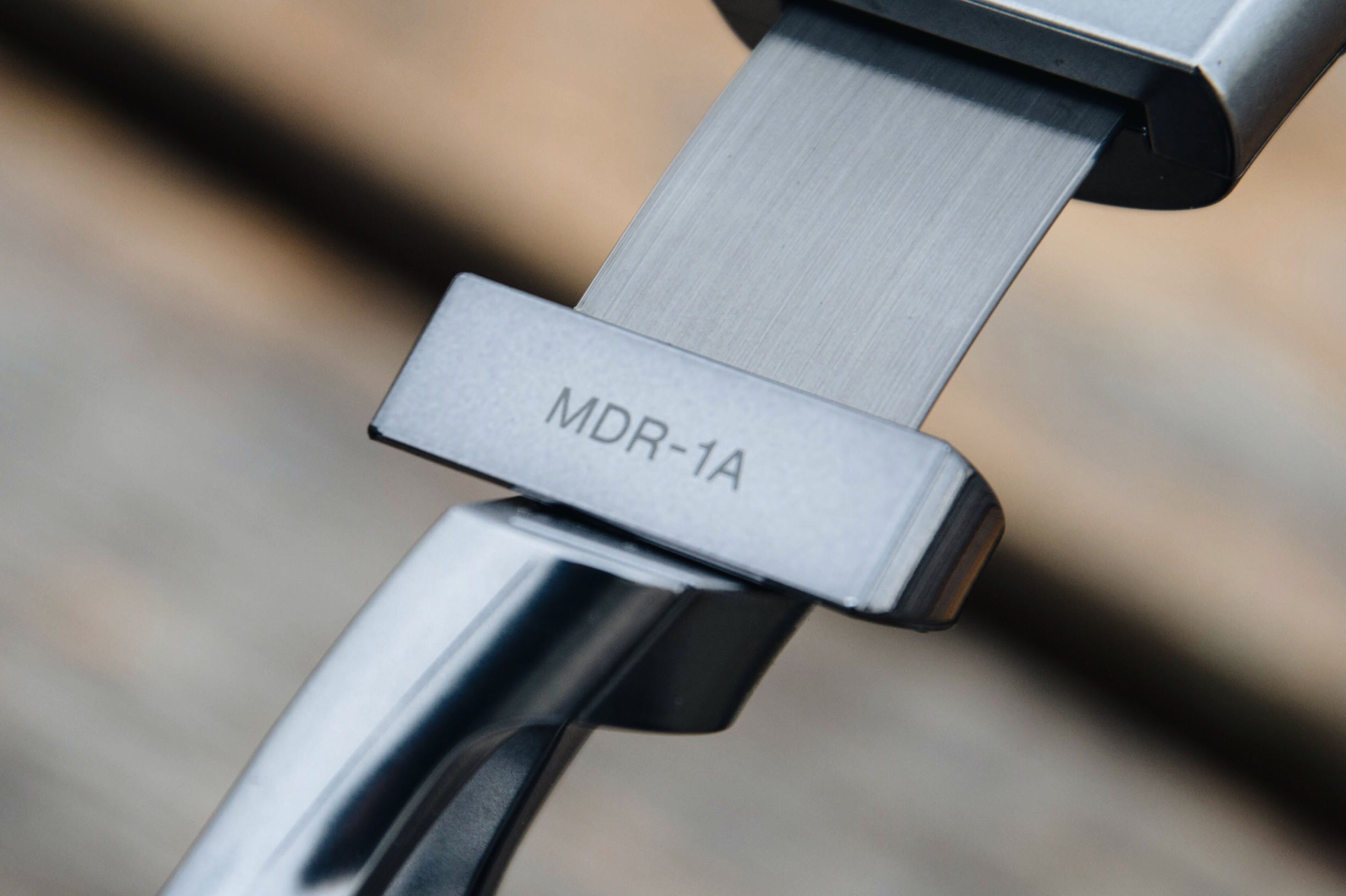 索尼mdrz1r耳机评测,索尼耳机wfc500