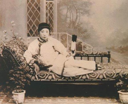 三寸金莲真实性,真实的三寸金莲真的好看吗