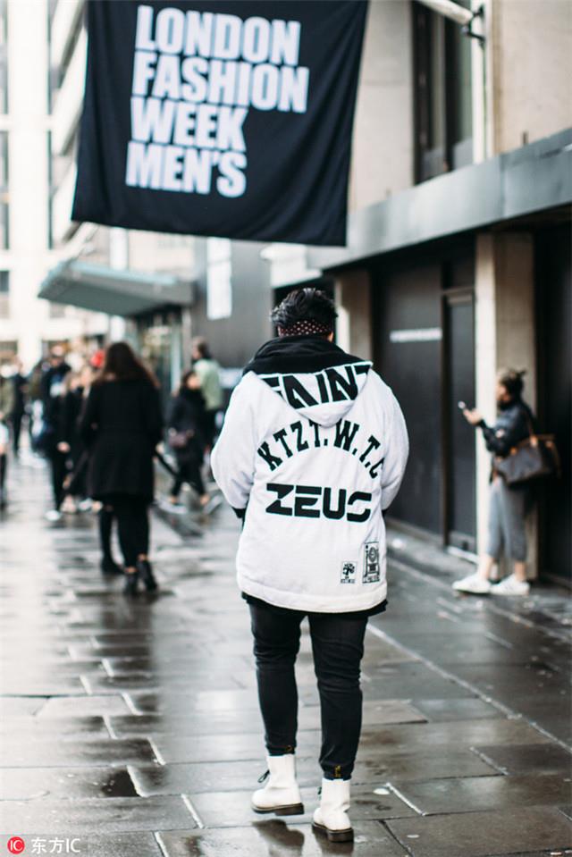 如何选择一款穿着舒服的马丁靴,马丁靴怎么选择比较百搭