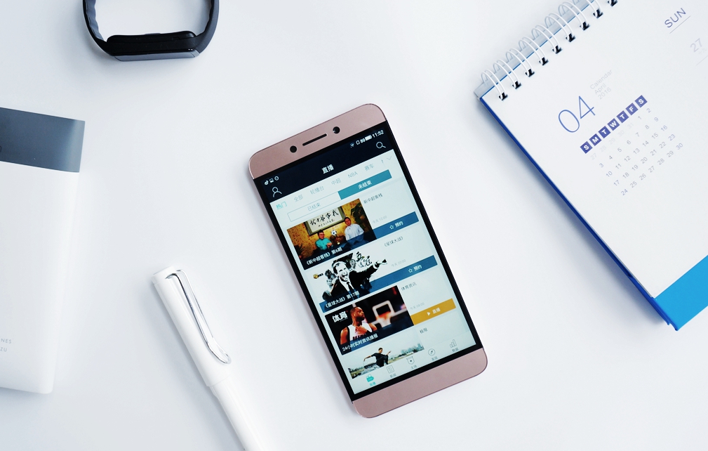 不走寻常路，它偏做围城下的野蛮人—乐2测评