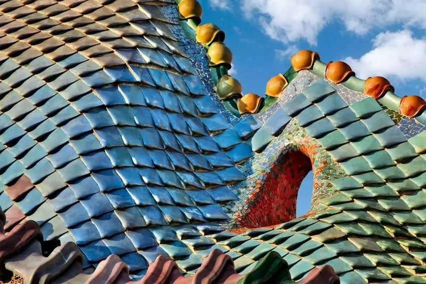 巴塞罗那最奢华的购物街