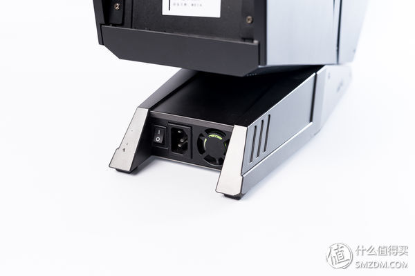 微星宙斯盾3能装几个内存条,装机为什么不推荐amd