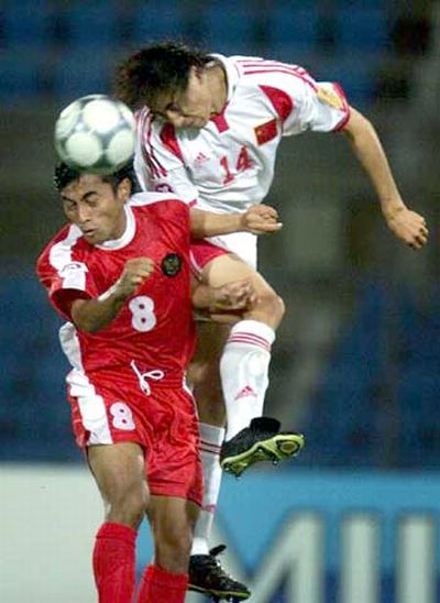 国足李玮锋集锦,国足李玮锋锁喉