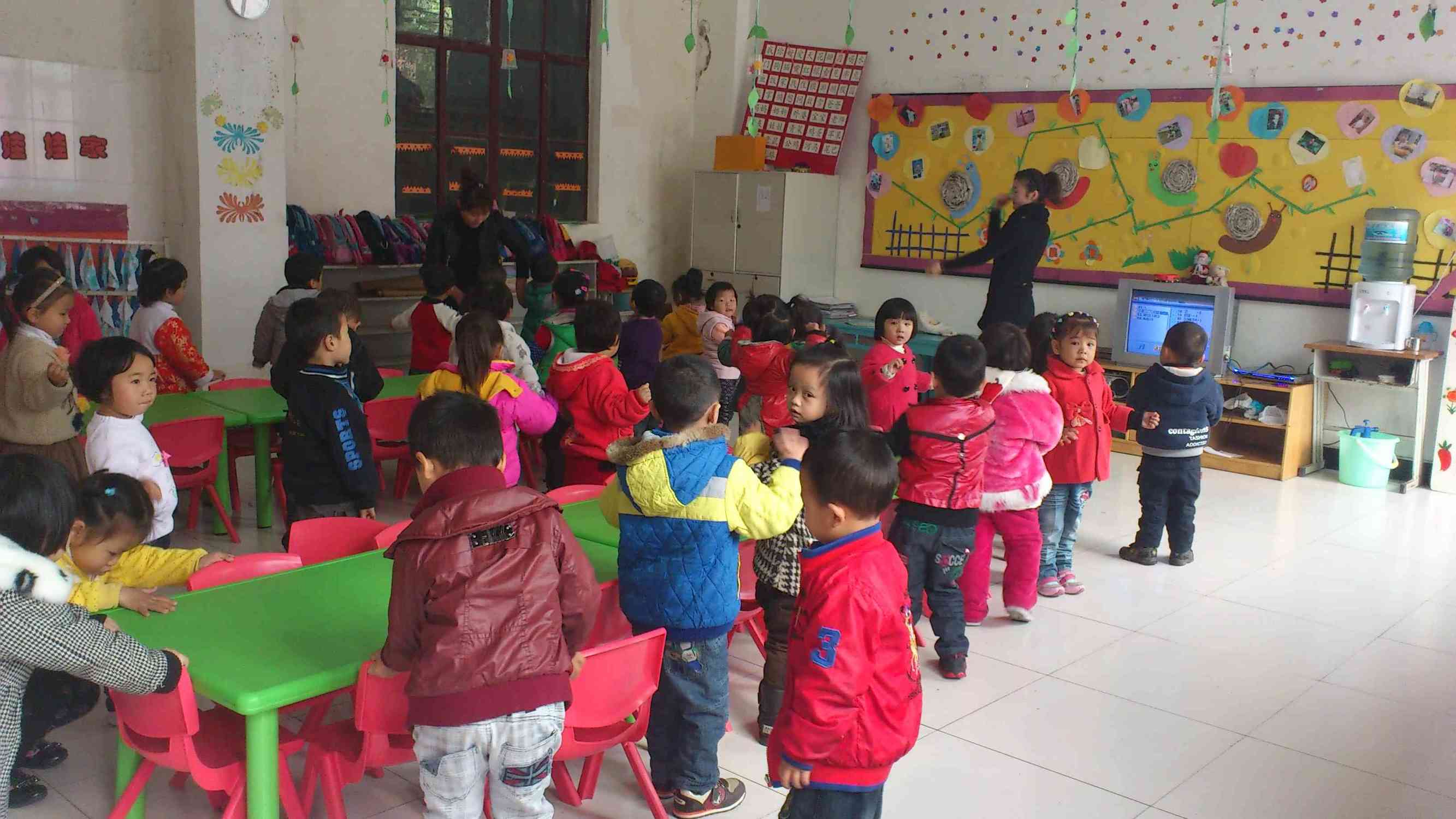 幼师有什么办法让孩子听话,幼师怎么语言有趣管教不听话孩子