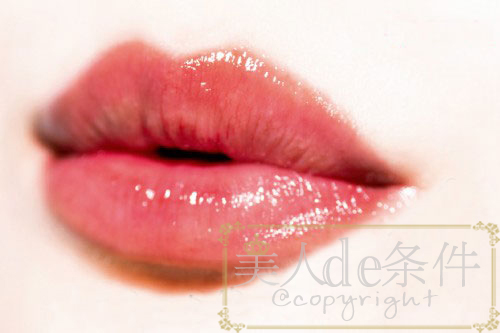 在这片口红的草原中,你靠哪支吸睛来个完美跨年?