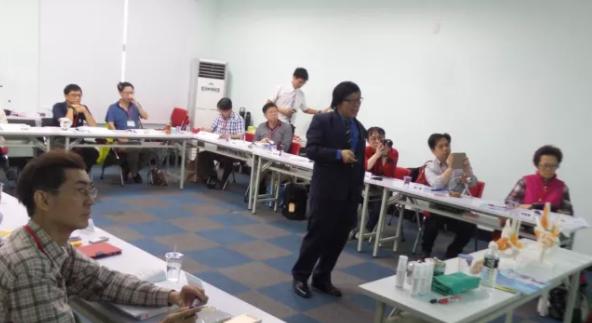 “三博士”洪霈浓：台湾，将无人不知颈肩腰腿痛弧刃针疗法！