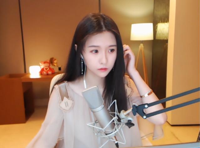 lol世界最强中单落幕,lol世界亚军中单被捧上神坛