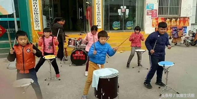 架子鼓速成的秘诀,零基础的架子鼓学员怎样慢慢变好