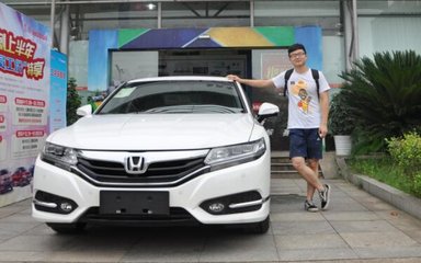 买二手车和新车哪个划算一点,买二手车与新车哪个最划算