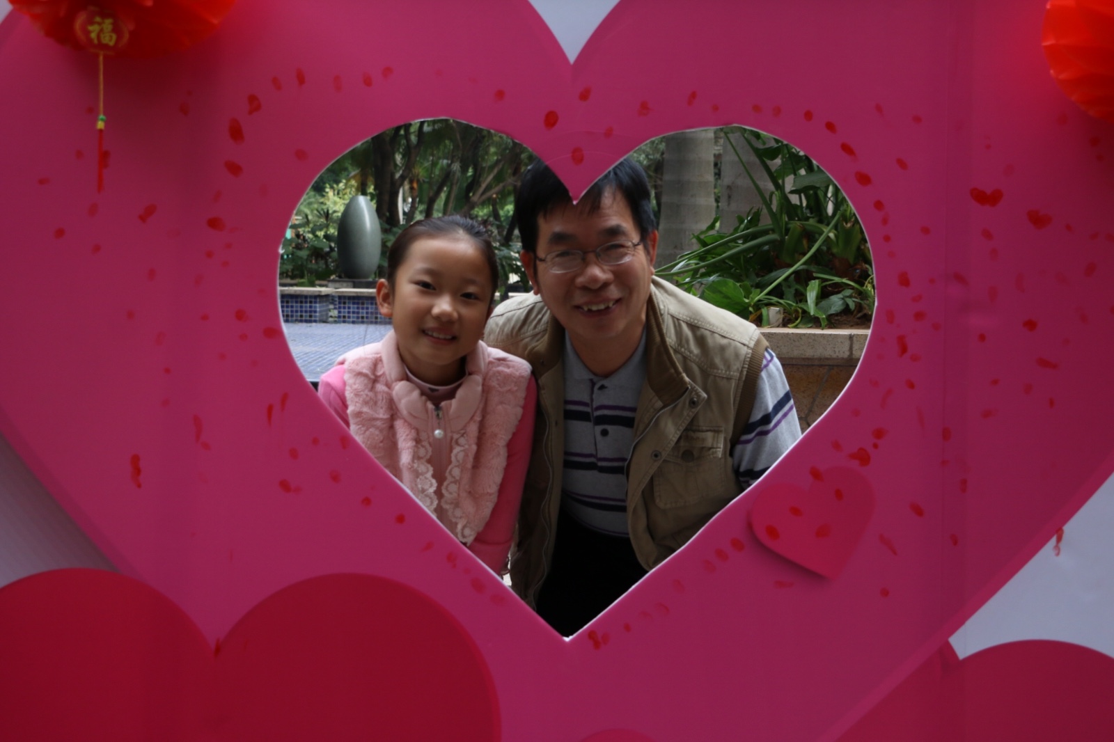 老公老婆被别人打,老公被老婆打的不敢还手