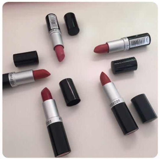 HMeer美妆丨35W一支的口红，贫穷限制了我的美丽和想象力！