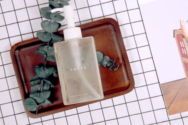 用什么卸妆可以一次搞定,实用又好用的卸妆方法