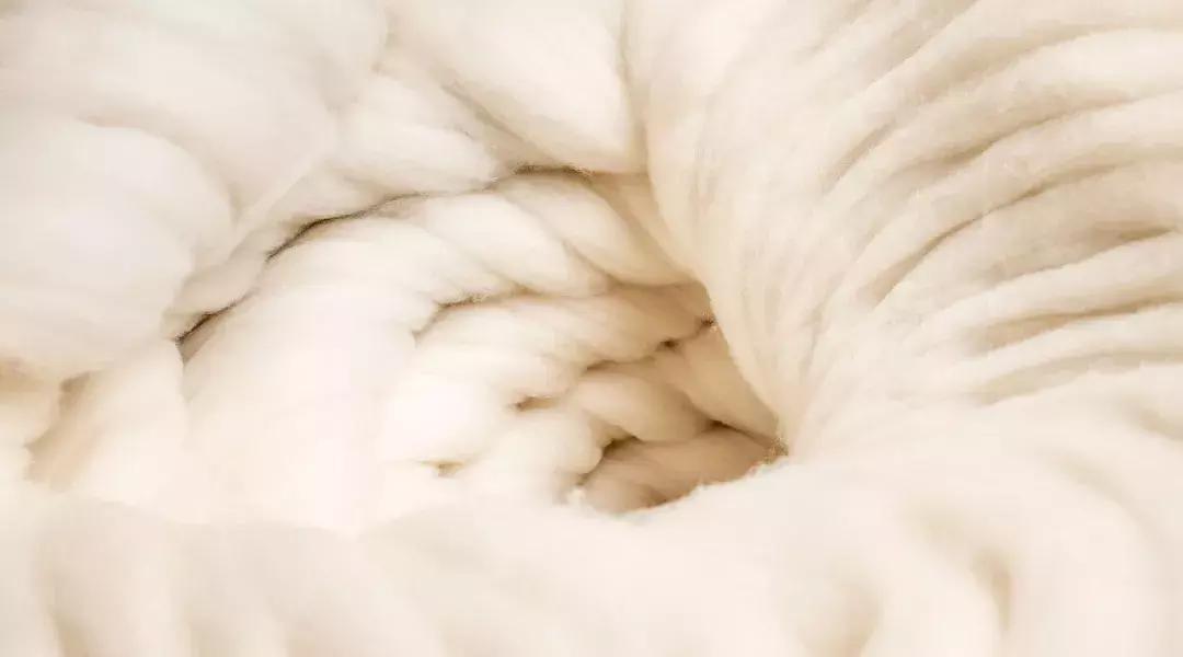 鄂尔多斯羊绒高端品牌叫什么,鄂尔多斯羊绒一般多少钱