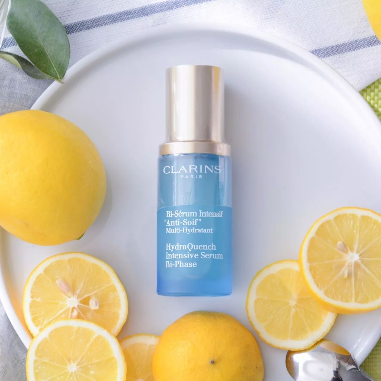 清爽不油腻保湿精华推荐,12款抗老精华