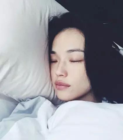 bb霜cc霜素颜霜气垫有什么区别,bb霜cc霜隔离霜素颜霜区别