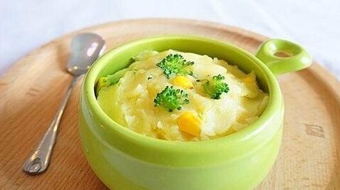 史上最全的4-12个月宝宝辅食菜单，千万宝妈转发收藏（宝宝爱吃）