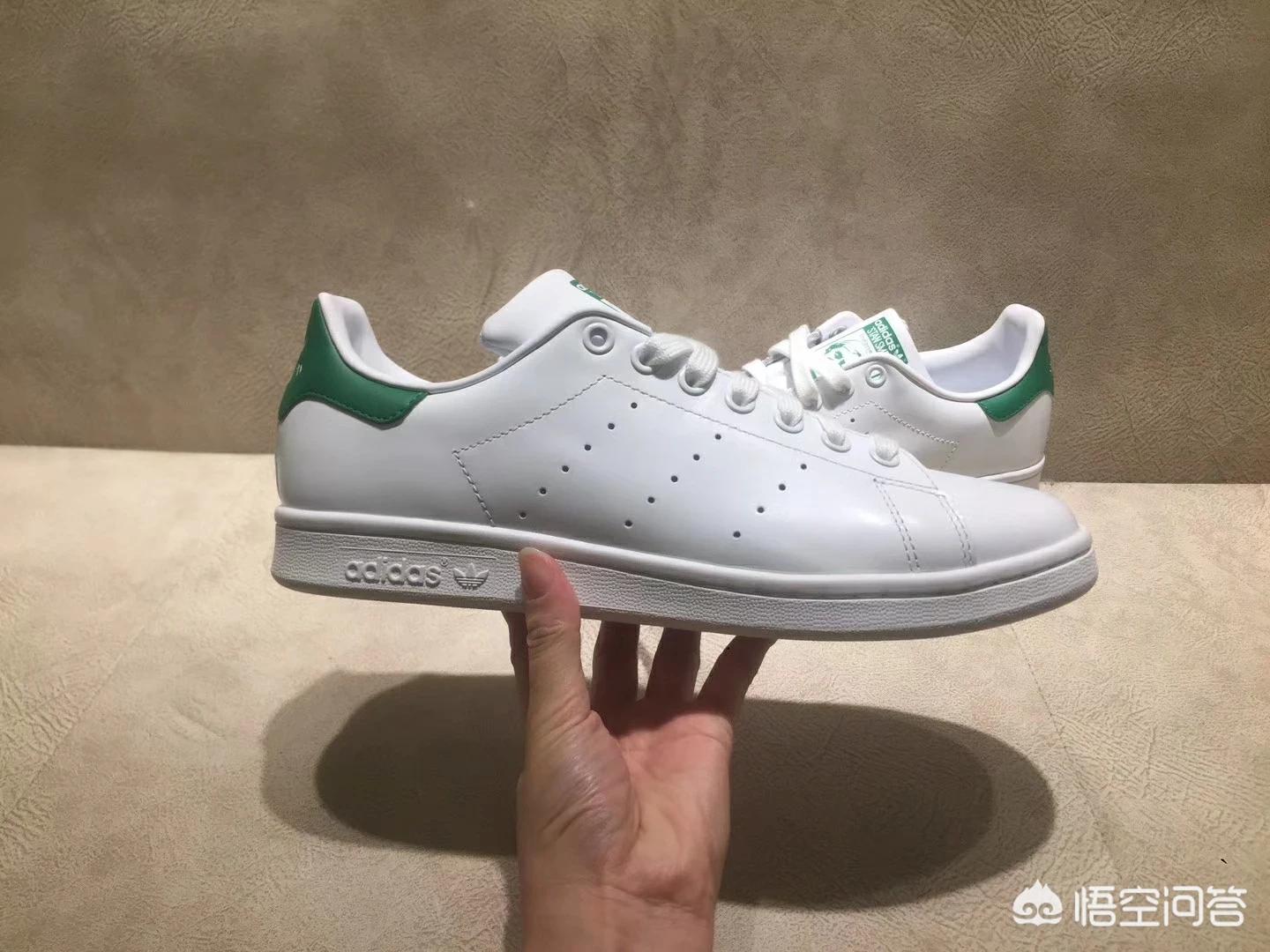 阿迪耐克鞋子怎么辨别真伪,怎样鉴别耐克阿迪达斯正品