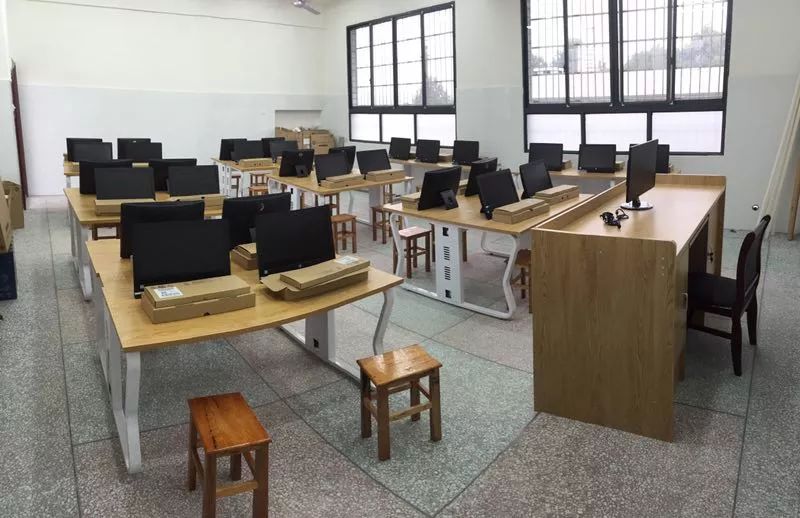 农村蝶变,蝶变小山村视频