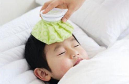 13个月宝宝高烧38.2一直不退怎么办,13个月的宝宝39度高烧不退怎么办