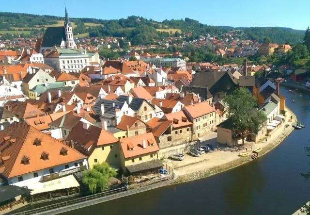 恋与制作人想和你在一起,恋与制作人在你身边值不值