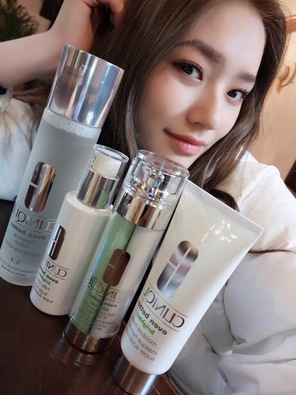 林允素颜机场照,林允素颜护肤品