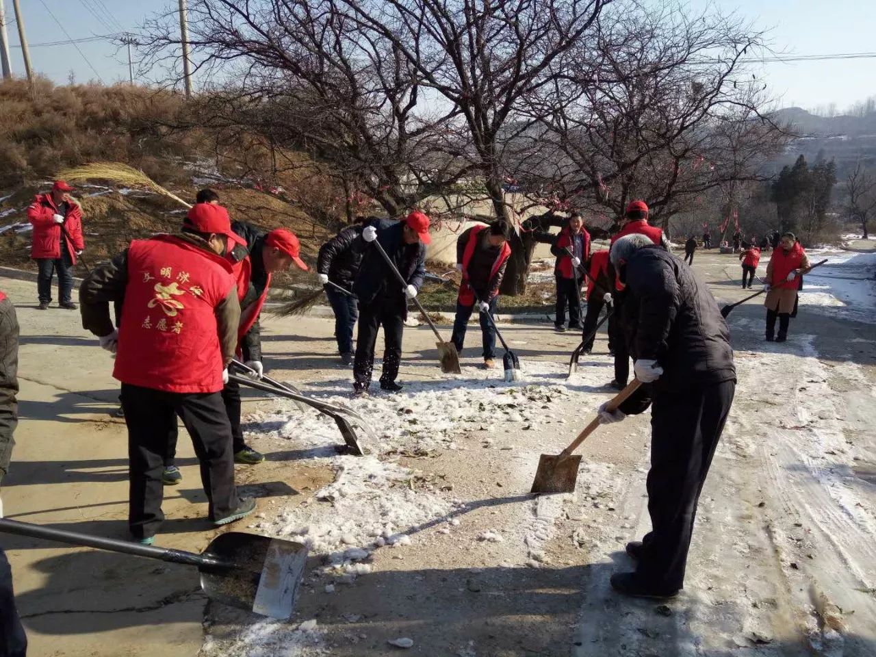 情暖校园爱心传递,校园通讯