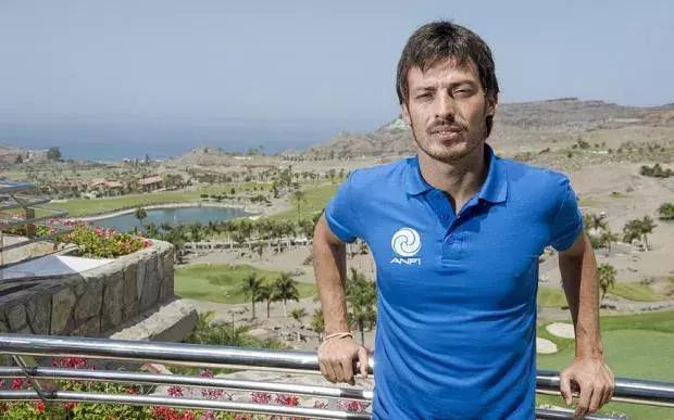 席尔瓦：问君此去几时还，来时莫徘徊